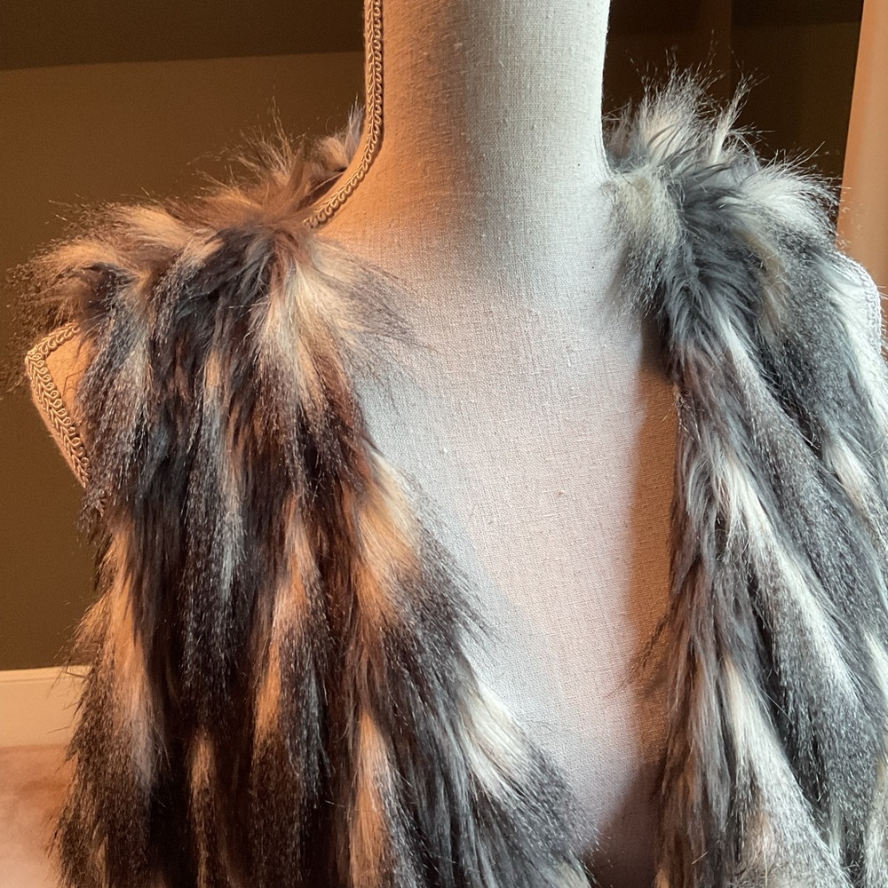 Romeo & Juliet Couture faux fur vest.  mix of black, white and gray. NWT